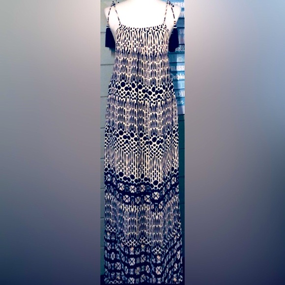 STAR MELA boho Agni print maxi dress w/adj tassel shoulder ties RE $320 M 🎉SALE - Picture 9 of 16